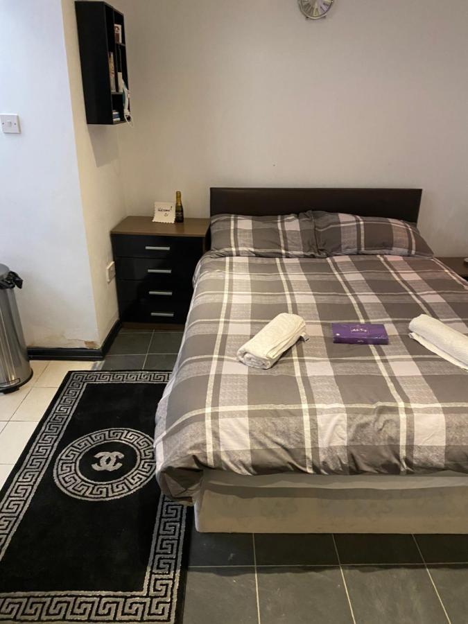 Comfort Studio London Ngoại thất bức ảnh